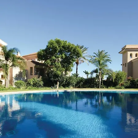 Holiday home Three-bedroom In